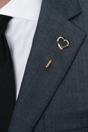 Gold Heart Lapel Pin – Hugh & Crye - 1