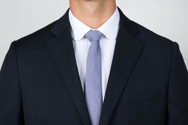 Club collar shirt with a blazer and tie