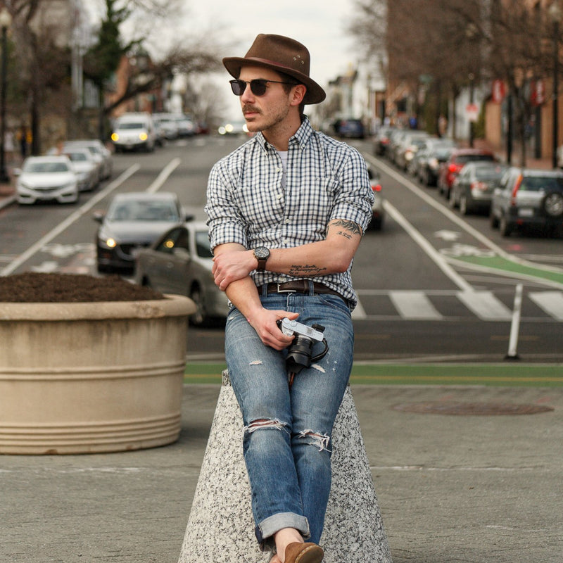 White blue check brushed twill shirt - Pullman - Sitting with Camera
